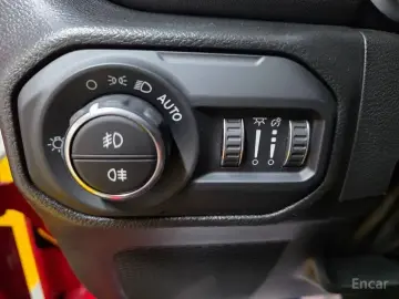 2023 Jeep Wrangler с пробегом 10 340 км