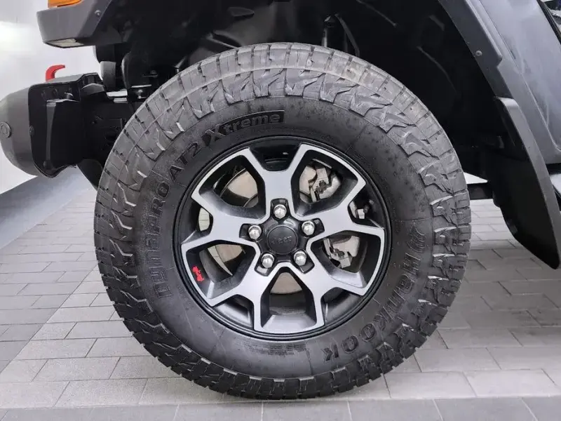 2023 Jeep Wrangler с пробегом 27 983 км