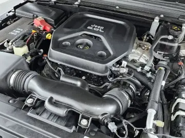 2023 Jeep Wrangler с пробегом 27 983 км