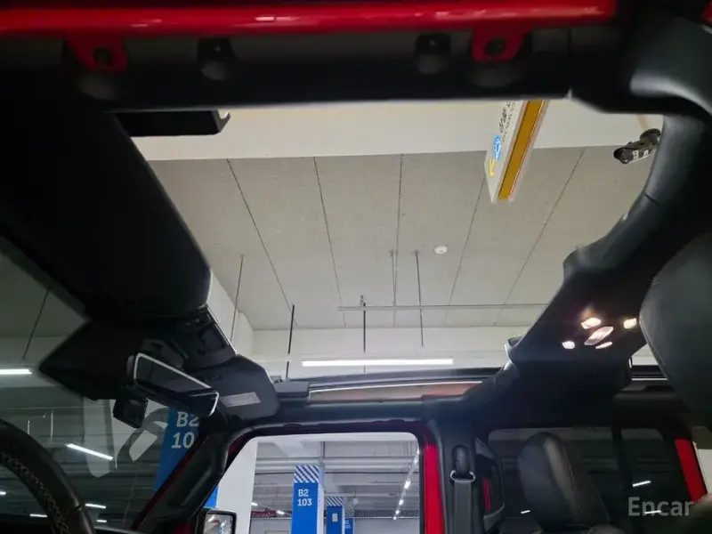 2023 Jeep Wrangler с пробегом 10 340 км