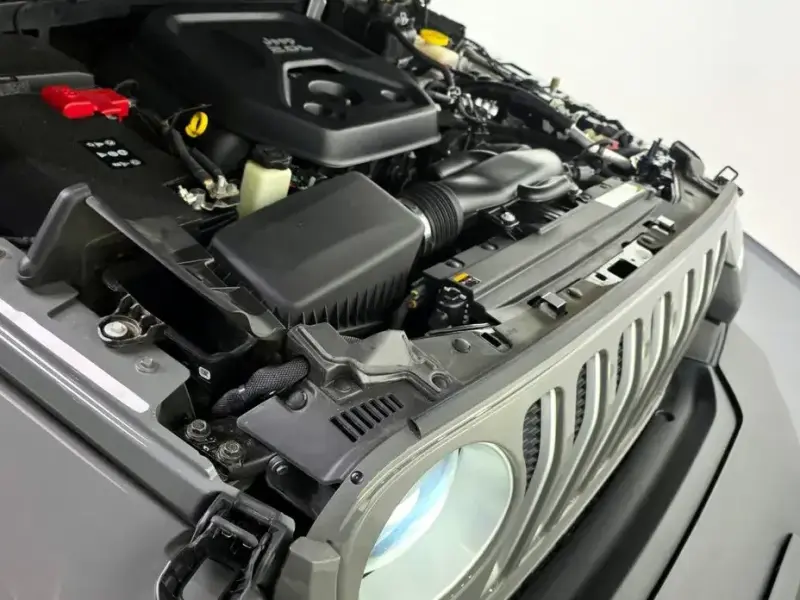 2023 Jeep Wrangler с пробегом 57 882 км
