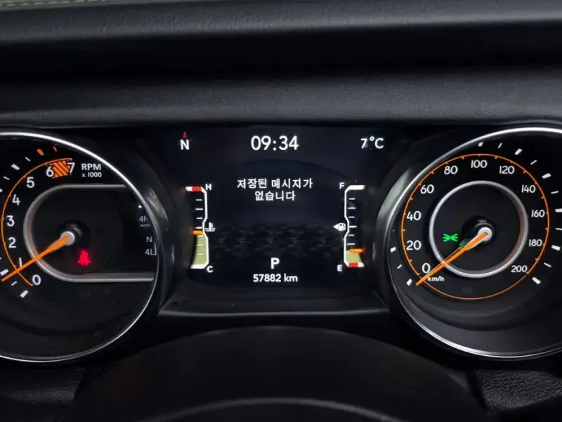 2023 Jeep Wrangler с пробегом 57 882 км