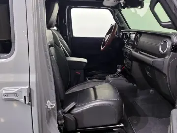 2023 Jeep Wrangler с пробегом 57 882 км