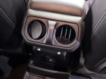 2023 Jeep Wrangler с пробегом 57 882 км