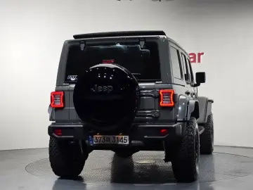 2023 Jeep Wrangler с пробегом 12 086 км