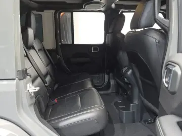 2023 Jeep Wrangler с пробегом 12 086 км