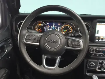 2023 Jeep Wrangler с пробегом 12 086 км