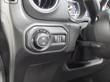 2023 Jeep Wrangler с пробегом 12 086 км