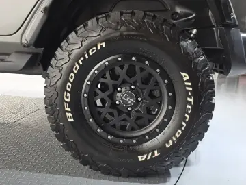2023 Jeep Wrangler с пробегом 12 086 км