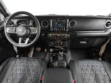 2023 Jeep Wrangler с пробегом 47 869 км