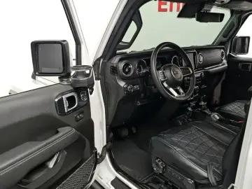 2023 Jeep Wrangler с пробегом 47 869 км