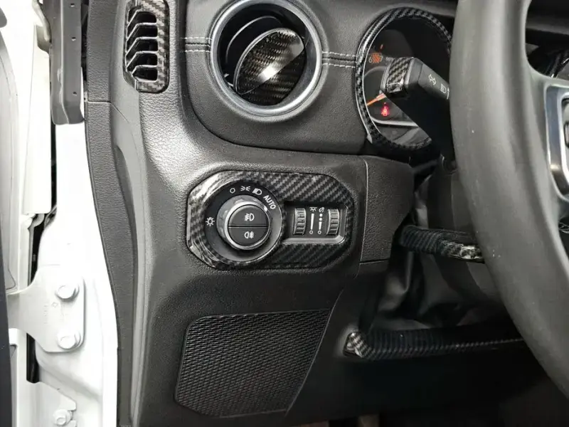 2023 Jeep Wrangler с пробегом 47 869 км