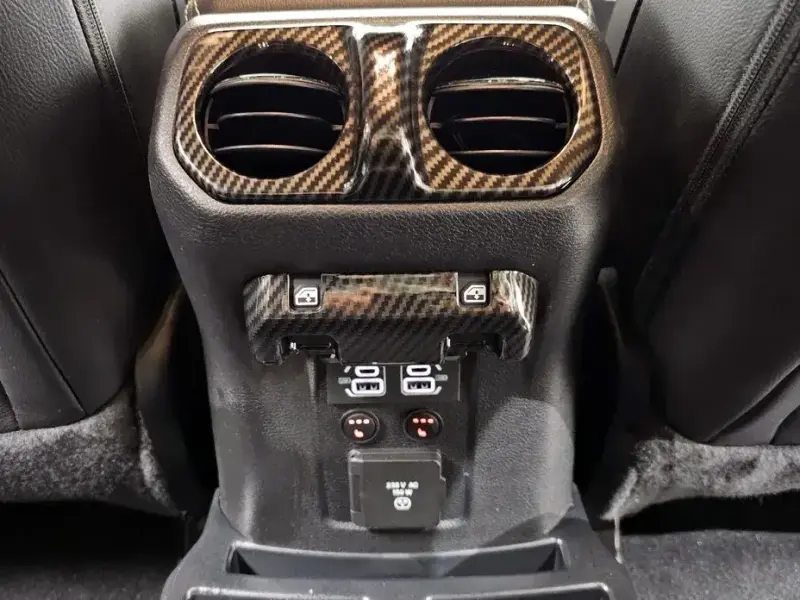 2023 Jeep Wrangler с пробегом 47 869 км