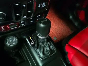 2024 Jeep Wrangler с пробегом 15 824 км