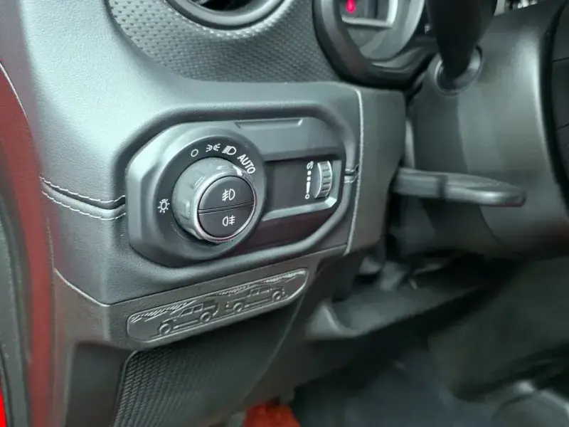 2024 Jeep Wrangler с пробегом 15 824 км