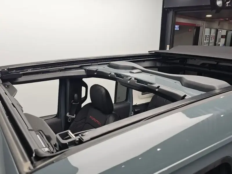 2025 Jeep Wrangler с пробегом 4 931 км