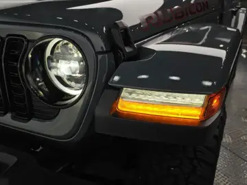 2025 Jeep Wrangler с пробегом 4 931 км