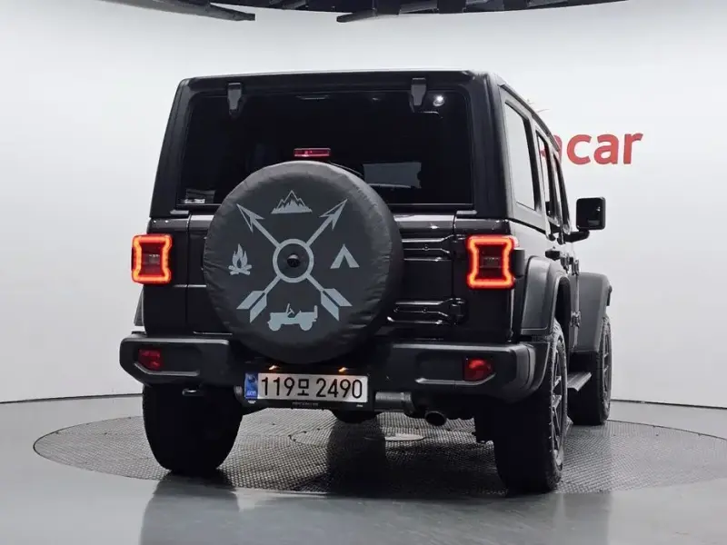 2024 Jeep Wrangler с пробегом 13 223 км