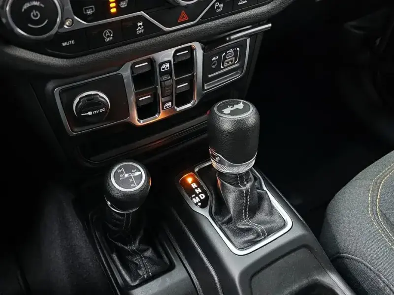2024 Jeep Wrangler с пробегом 13 223 км