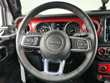 2023 Jeep Wrangler с пробегом 29 471 км