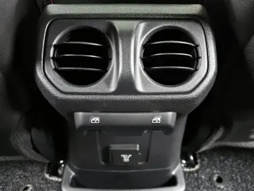 2023 Jeep Wrangler с пробегом 29 471 км