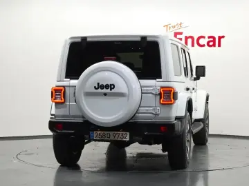 2023 Jeep Wrangler с пробегом 42 253 км