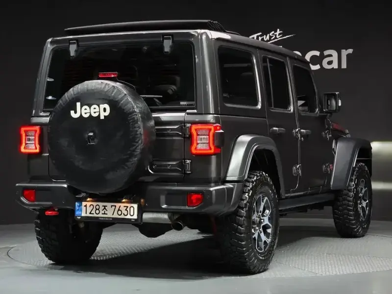 2022 Jeep Wrangler с пробегом 30 039 км