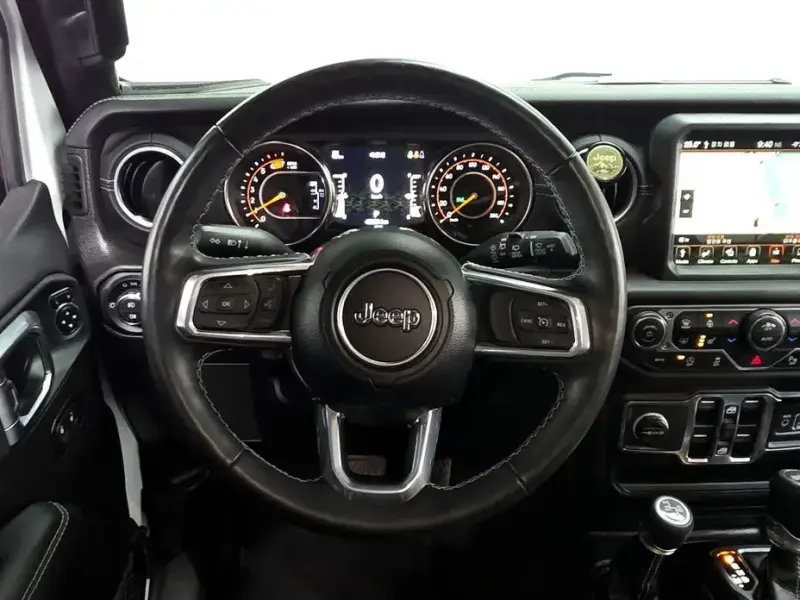 2023 Jeep Wrangler с пробегом 42 253 км