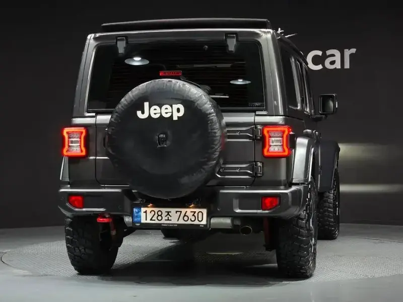 2022 Jeep Wrangler с пробегом 30 039 км