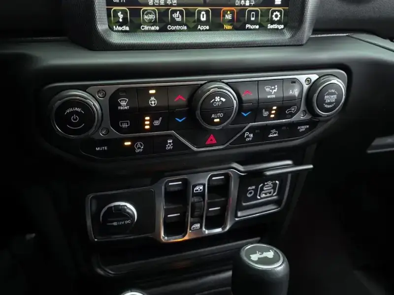 2023 Jeep Wrangler с пробегом 42 253 км