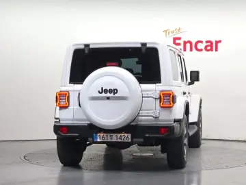 2022 Jeep Wrangler с пробегом 63 345 км