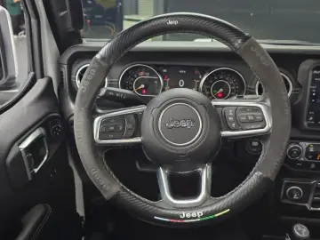 2022 Jeep Wrangler с пробегом 63 345 км