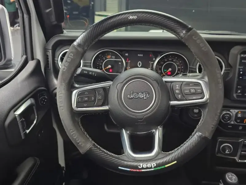 2022 Jeep Wrangler с пробегом 63 345 км