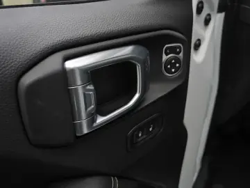 2022 Jeep Wrangler с пробегом 63 345 км