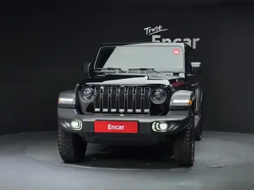 2023 Jeep Wrangler с пробегом 40 053 км