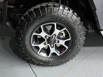 2023 Jeep Wrangler с пробегом 40 053 км