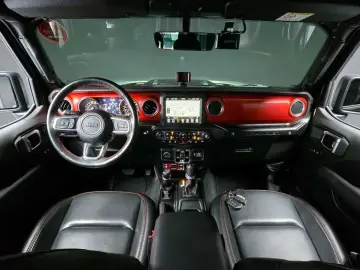 2023 Jeep Wrangler с пробегом 40 053 км
