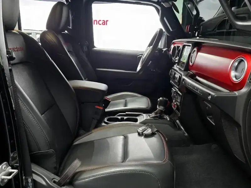 2023 Jeep Wrangler с пробегом 40 053 км