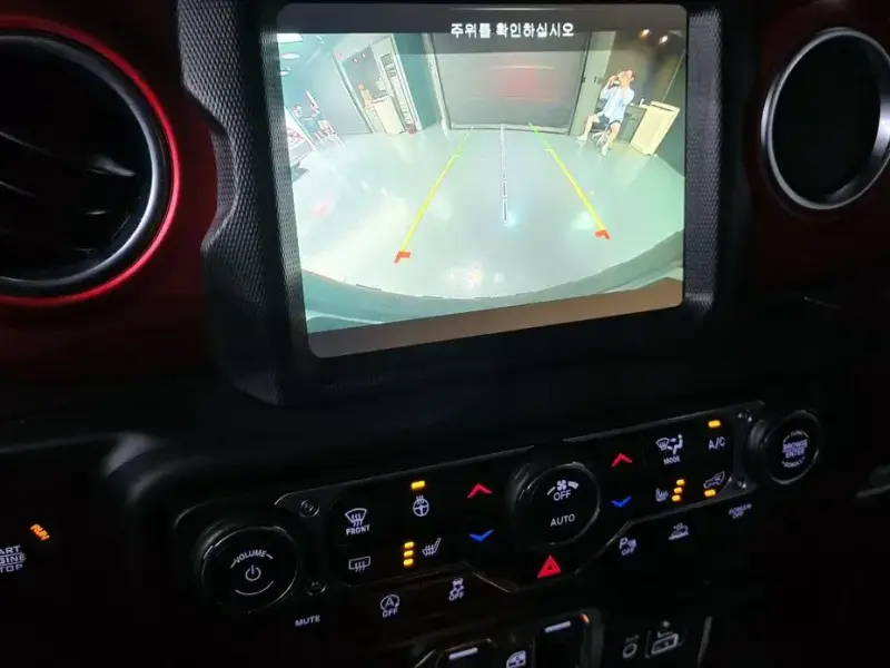 2023 Jeep Wrangler с пробегом 40 053 км