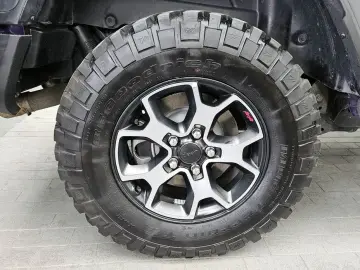 2023 Jeep Wrangler с пробегом 10 890 км