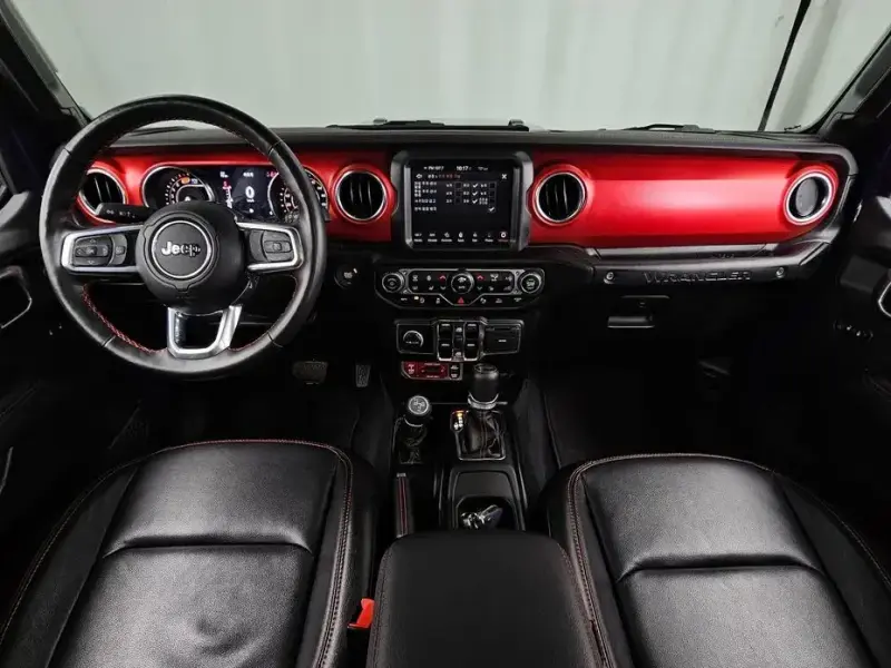 2023 Jeep Wrangler с пробегом 10 890 км