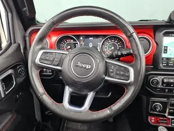 2022 Jeep Wrangler с пробегом 28 979 км