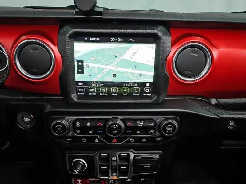 2022 Jeep Wrangler с пробегом 28 979 км