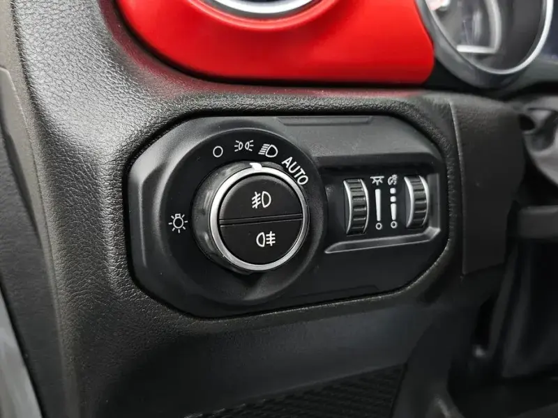 2022 Jeep Wrangler с пробегом 28 979 км