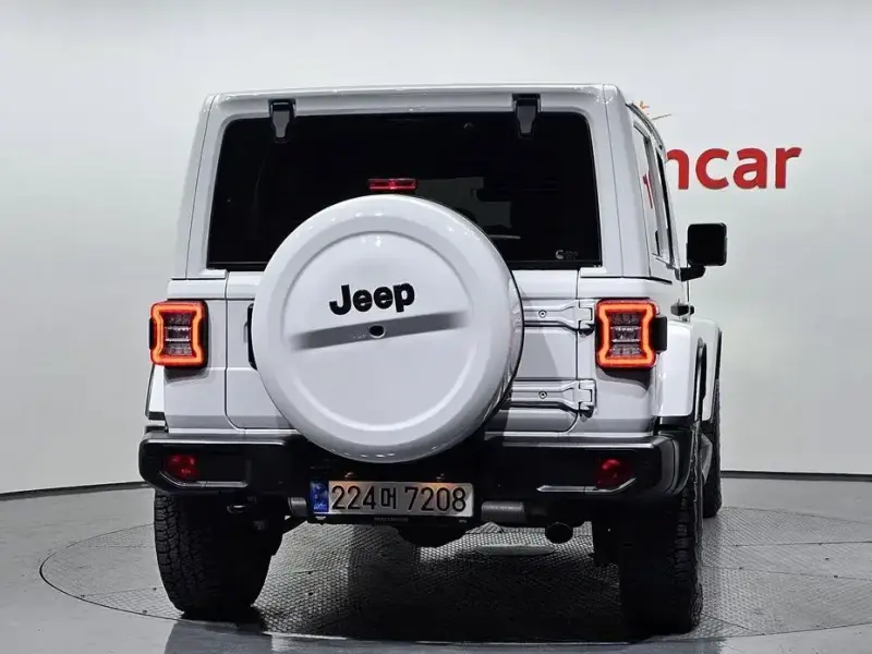 2023 Jeep Wrangler с пробегом 78 097 км
