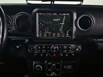 2023 Jeep Wrangler с пробегом 78 097 км