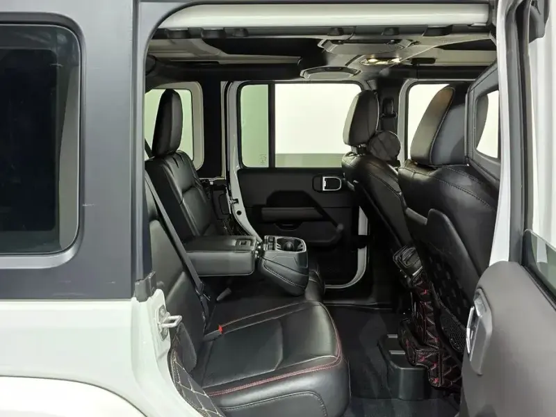 2022 Jeep Wrangler с пробегом 56 048 км