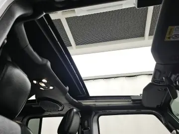 2022 Jeep Wrangler с пробегом 26 428 км