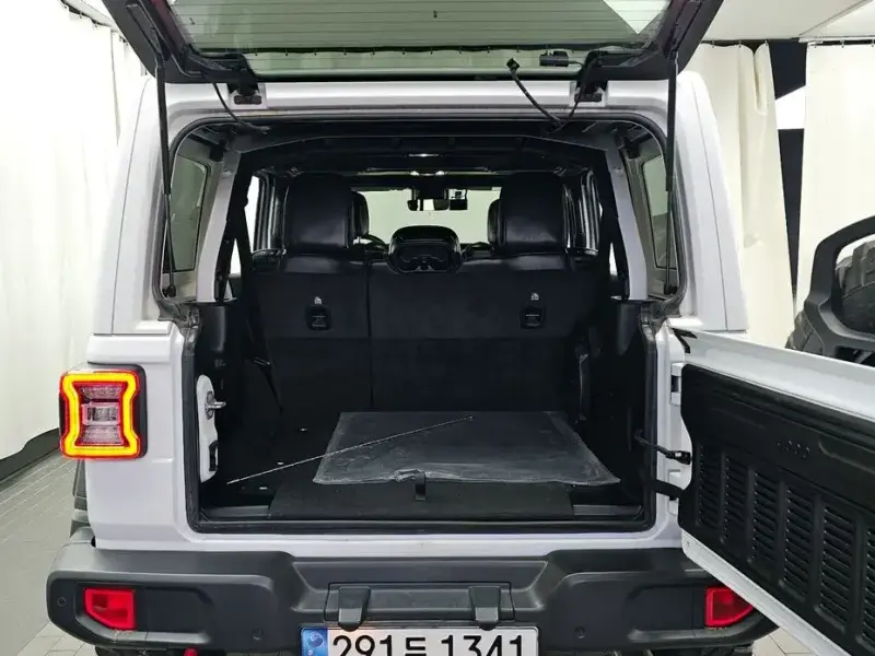 2022 Jeep Wrangler с пробегом 26 428 км
