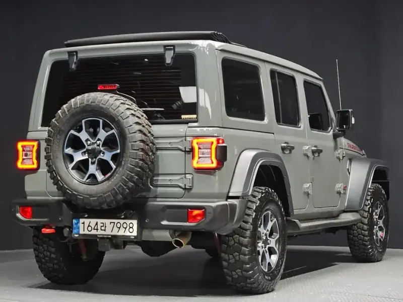 2022 Jeep Wrangler с пробегом 29 516 км